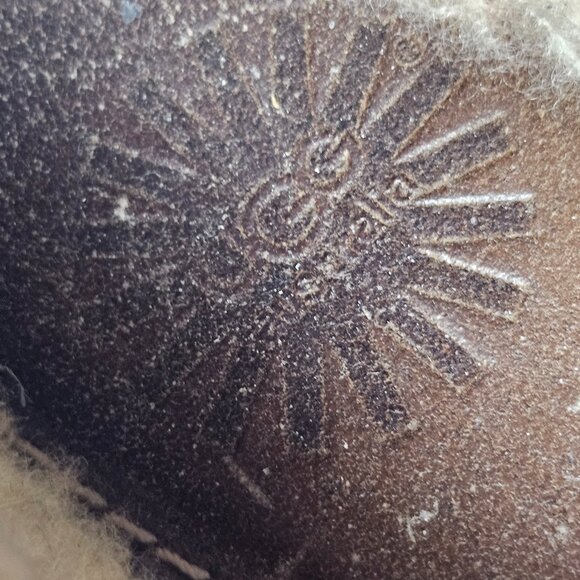 UGG 1757 Bettey Brown Leather Suede Slip On Sheepskin Inside Lined Mocs Shoes 9 - Picture 9 of 16